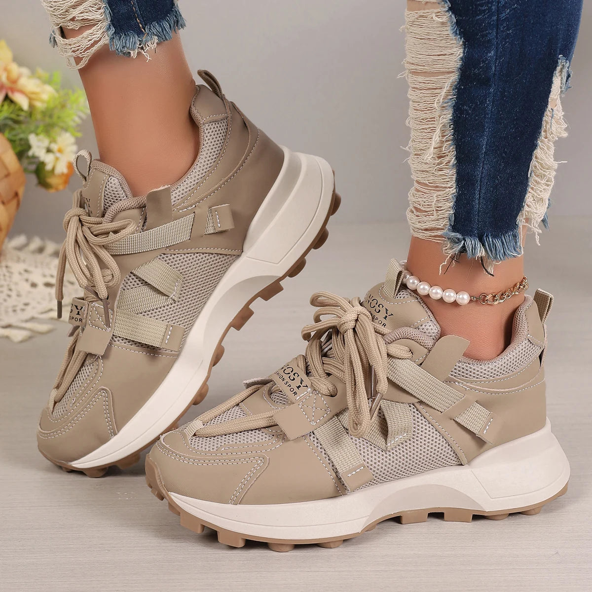 New Women Sneakers Mesh Breathable Platform Sneakers Women Casual Lace Up Outdoor Women Shoes Low Top Sneakers Zapatos De Mujer