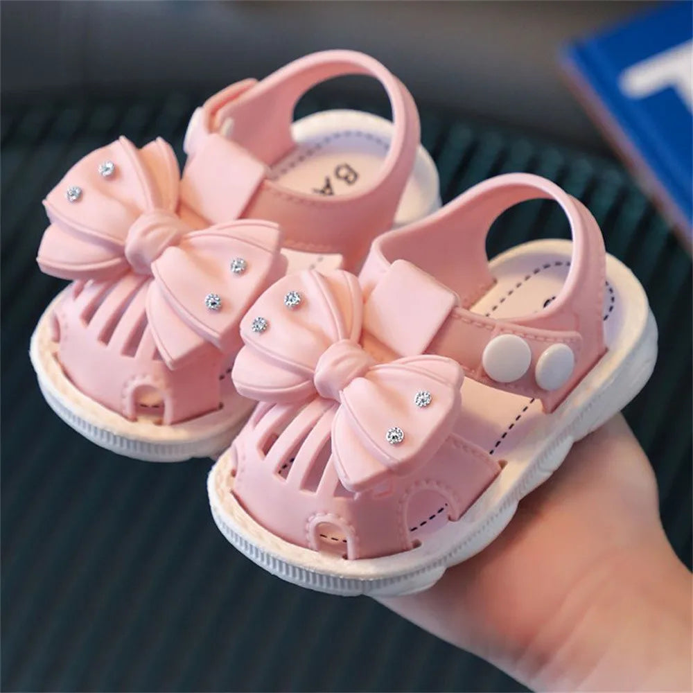 Summer Baby Sandals Soft Bottom Non-slip Toddler Toddler Shoes Small Children Cartoon Female Baby Baotou Sandals