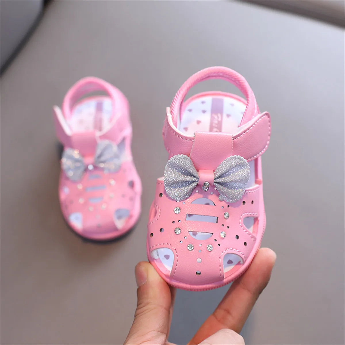 Infant Girls Sandals Summer Baby Shoes Can Make Sounds Cute Bow Princesses Kid Toddler Children Soft First Walkers