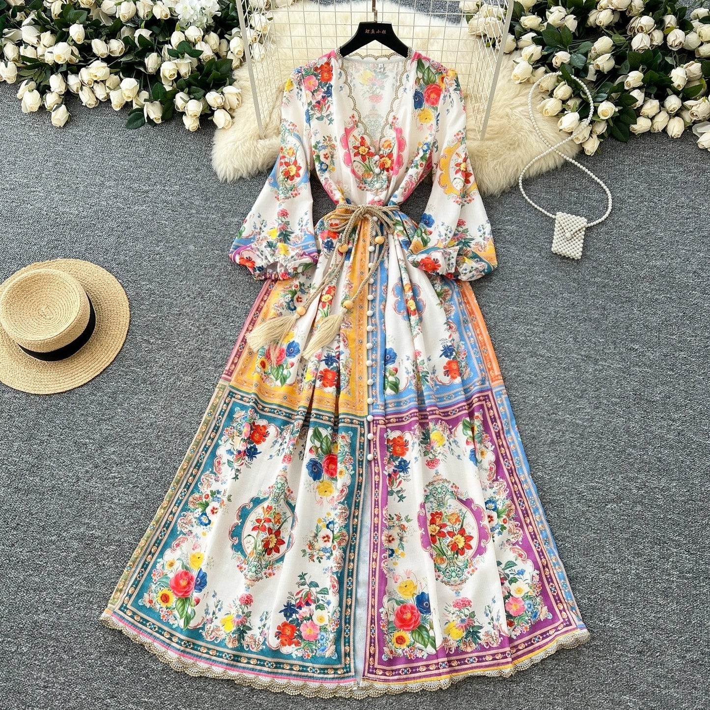 French court style dress for women with sweet lace V-neck buttoned slim fit long design printed dress