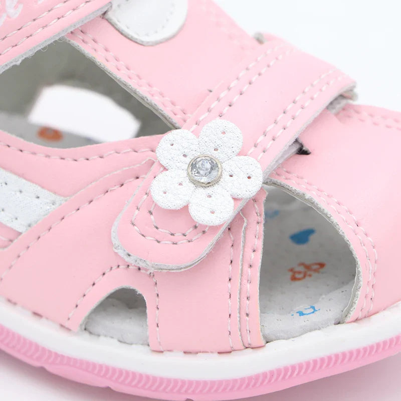 Girls Sandals Summer Flowers Sweet Soft Children's Beach Shoes  Toddler girls Sandals Orthopedic Princess Fashion High Quality