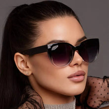2025 NEW Trendy and Fashionable Cat Eye Large Frame Gradient Sunglasses for Men and Women