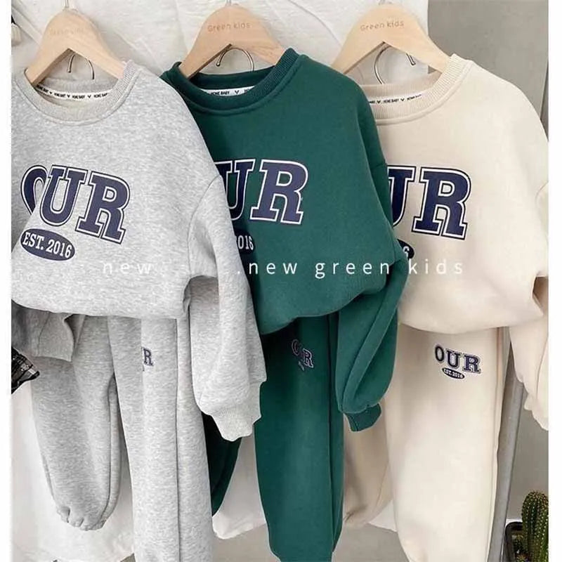 Children's Round Neck Sweater Sets Boys Warm Casual Loose 2Pcs Autumn Winter New Children's Long-Sleeved Letter Sports Suit 2-6Y
