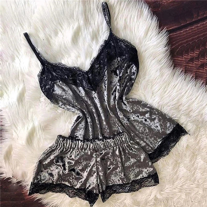 Sexy Lingerie Women Sleep Wear Camisole Bow Shorts V-Neck Tops Velvet Pajamas Sleepwear Women Clothing For Homewear
