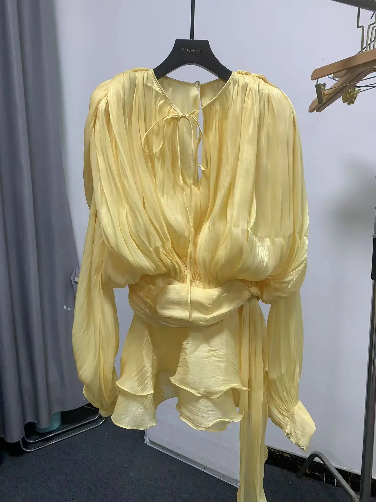 VGH Streetwear Temperament Dresses For Women Round Neck Long Sleeve High Wiast Soild Slimming Mini Dress Female Fashion Clothing