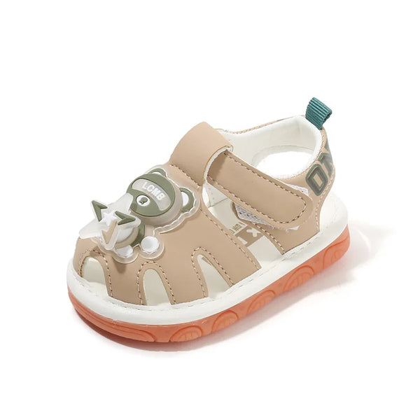 New First Walkers Summer Soft Anti Slip Baby Girls Shoes Simple Cartoon Cute Retro Baby Shoe Called Simple LED Light Boy Shoes