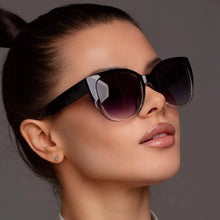 2025 NEW Trendy and Fashionable Cat Eye Large Frame Gradient Sunglasses for Men and Women