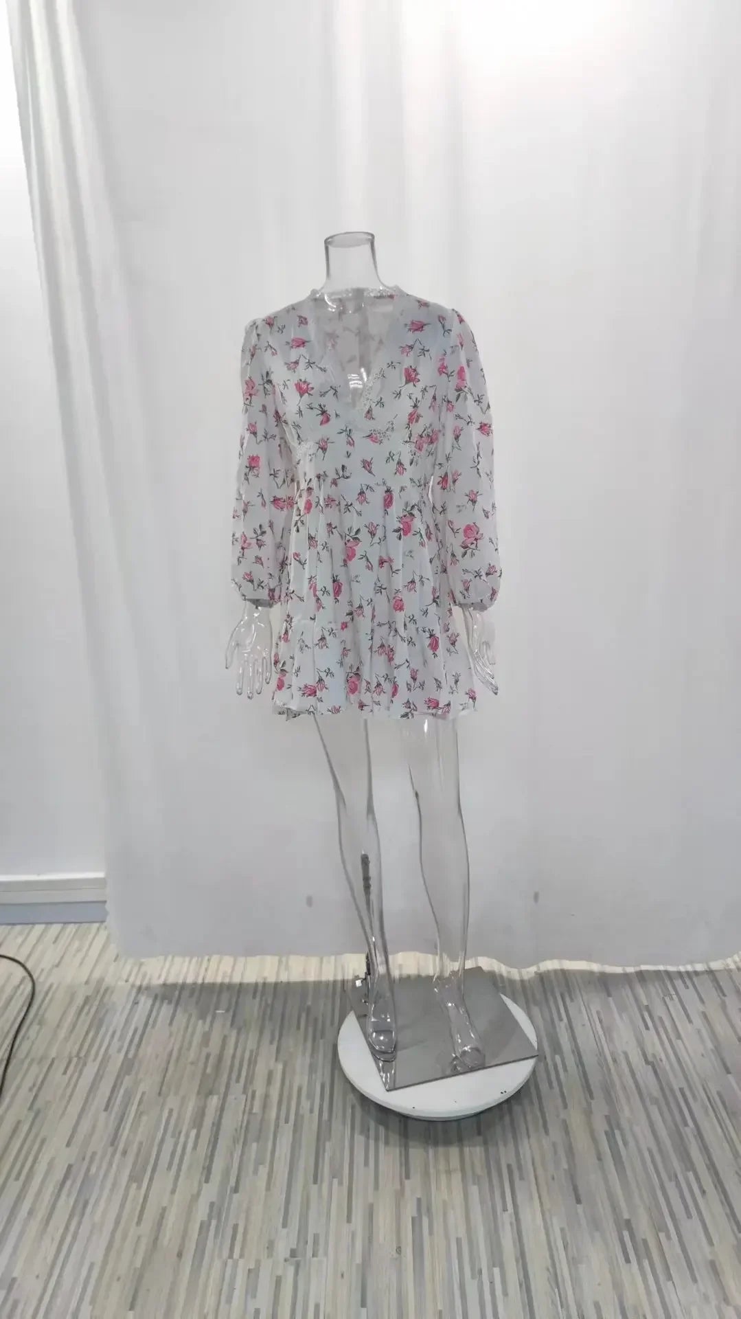 Printed V-Neck Lace Short Dress Slim Fits 2024 Summer Sexy Dress Long Sleeve Women's Sweet High Waist Sexy A-line Mini Dress